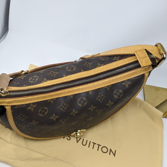 Louis Vuitton  Tulum GM Monogram Canvas bag - Picture 5 of 14